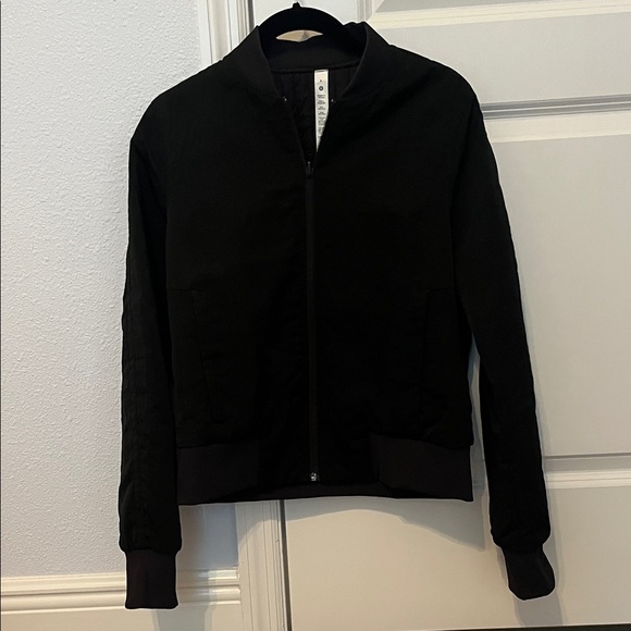 Lululemon Athletica Quilted Black Jacket - Picture 1 of 7